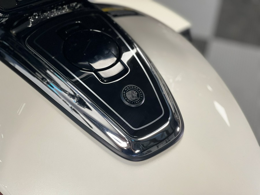 2026 Indian Motorcycle Roadmaster® PowerPlus Signature Series