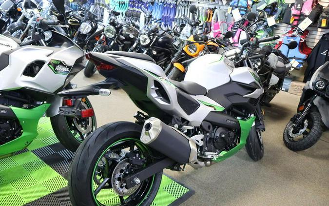 2024 Kawasaki Z7 Hybrid ABS