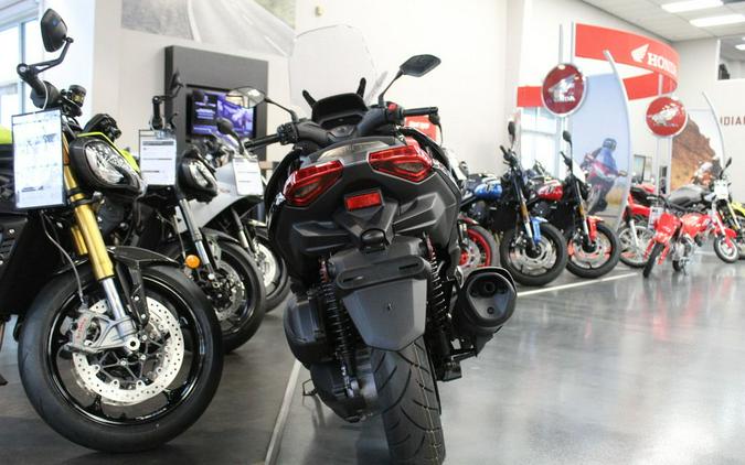 2026 Yamaha XMAX™ Base