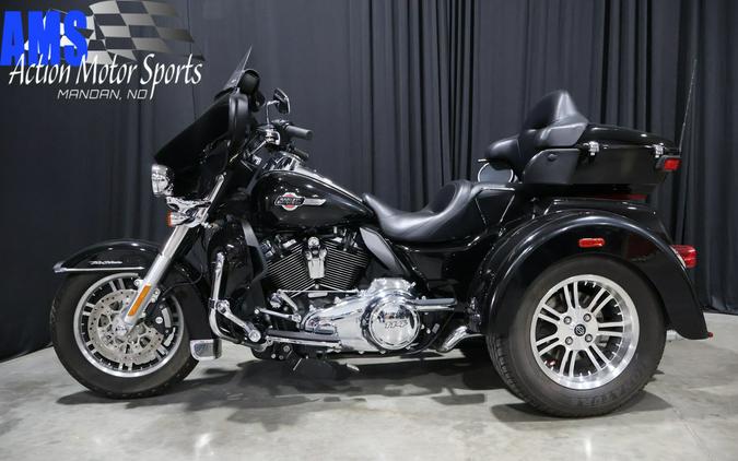 2024 Tri Glide® Ultra - Harley-Davidson®