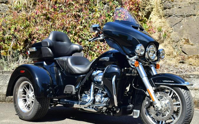2021 Harley-Davidson Tri Glide Ultra FLHTCUTG