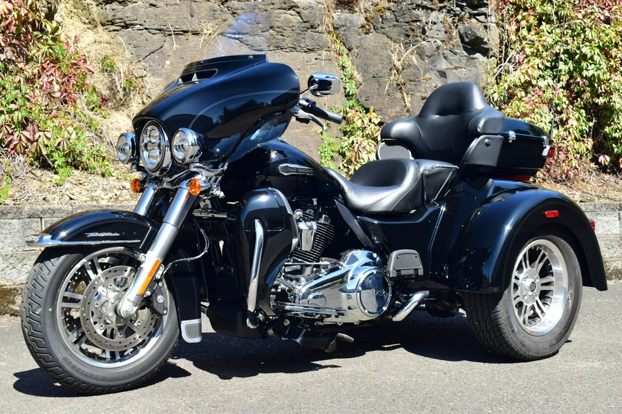 2021 Harley-Davidson Tri Glide Ultra FLHTCUTG