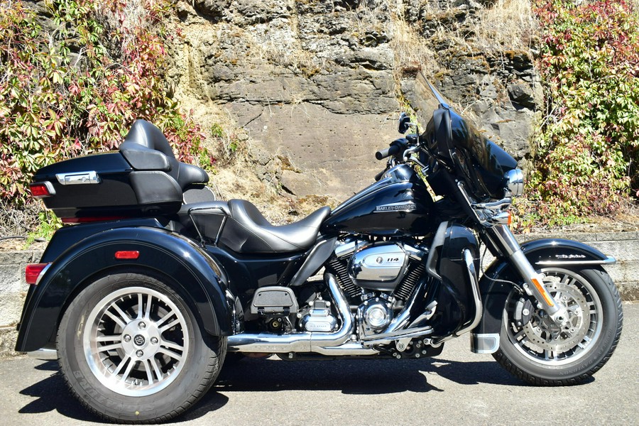 2021 Harley-Davidson Tri Glide Ultra FLHTCUTG