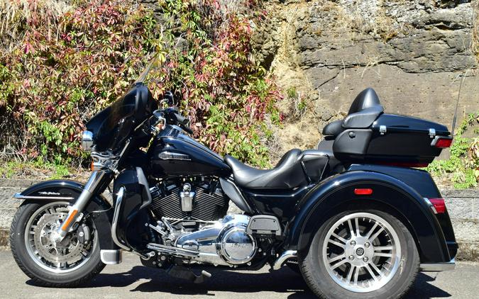 2021 Harley-Davidson Tri Glide Ultra FLHTCUTG