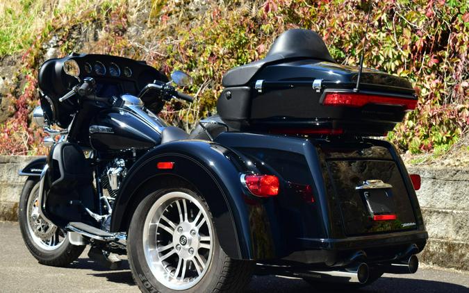 2021 Harley-Davidson Tri Glide Ultra FLHTCUTG