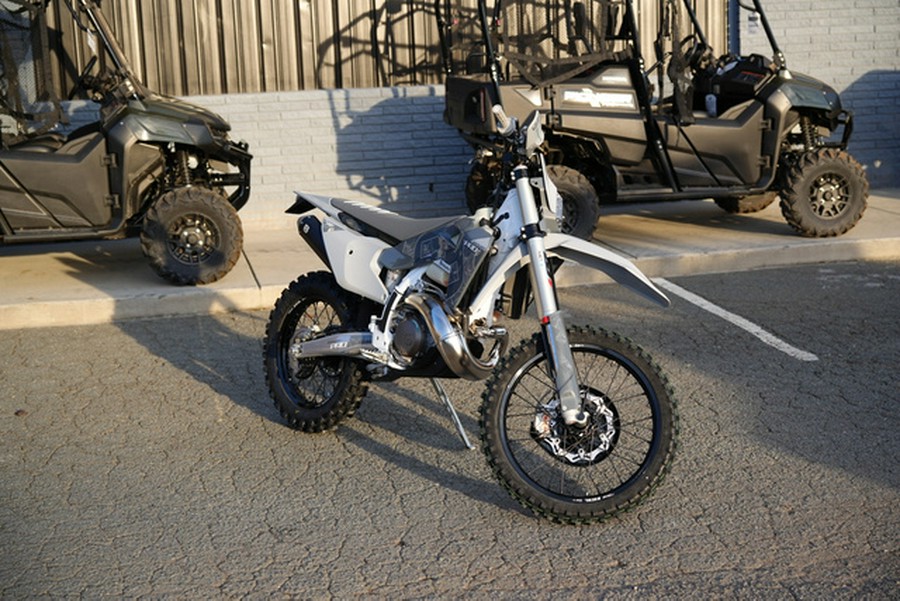2026 Husqvarna Motorcycles TE 300 Pro