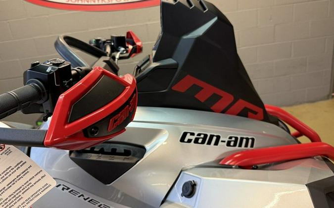 2026 Can-Am Renegade X Mr 1000 R Hyper Silver & Legion Red