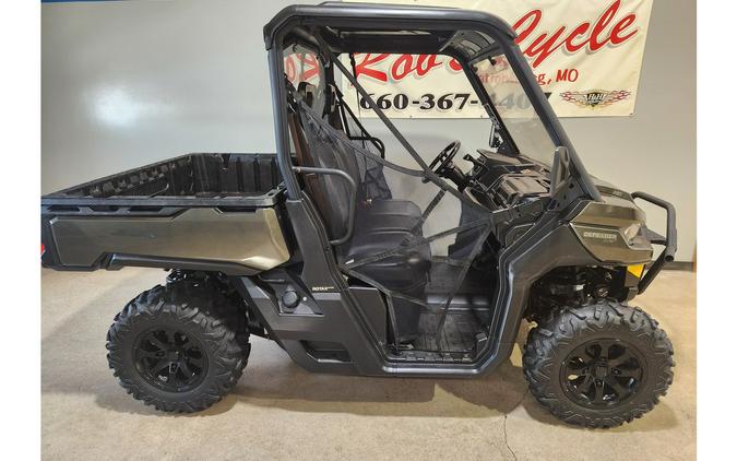 2020 Can-Am DEFENDER XT HD8