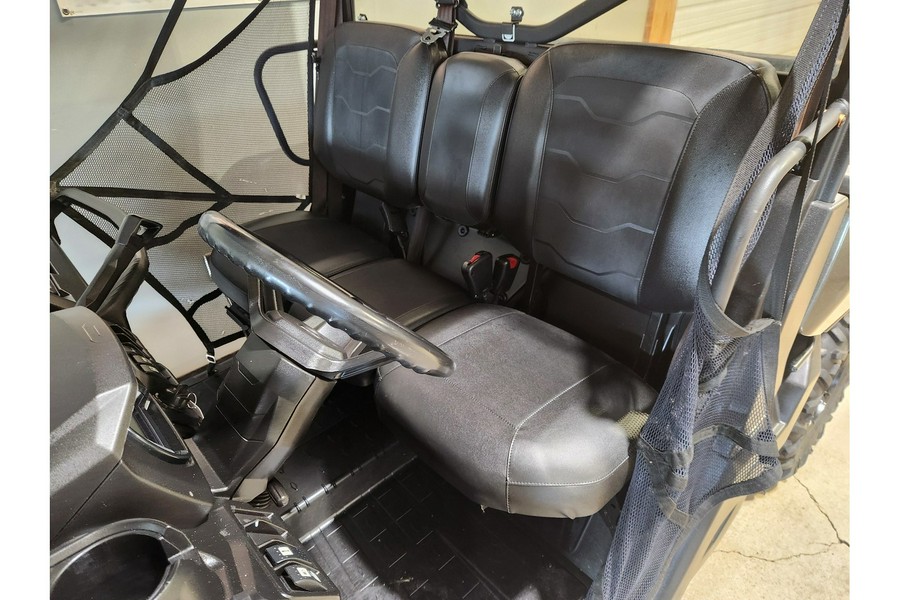 2020 Can-Am DEFENDER XT HD8