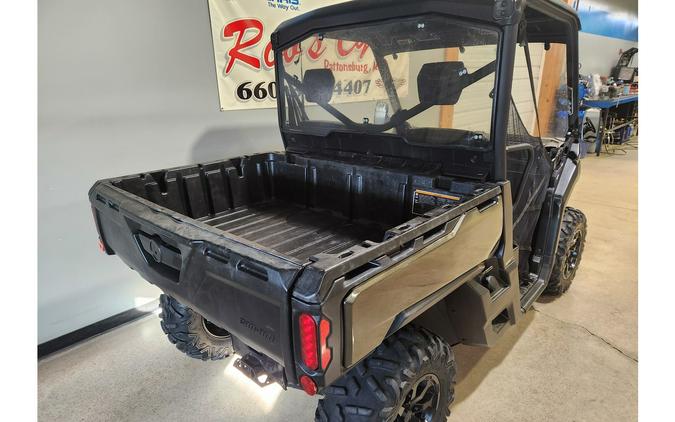 2020 Can-Am DEFENDER XT HD8