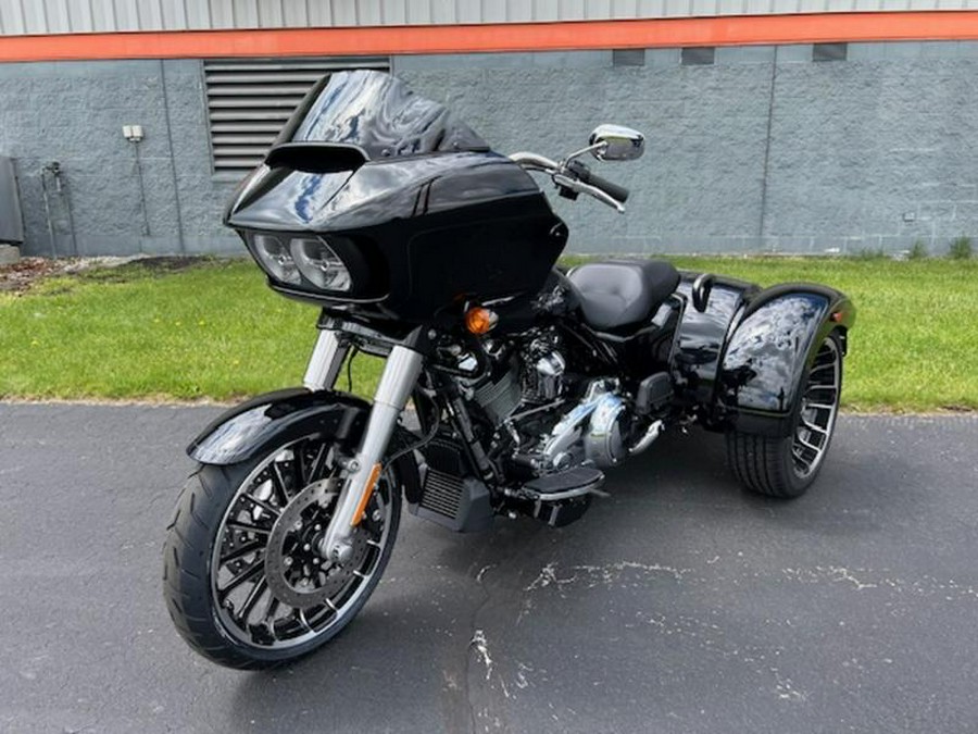 2024 Harley-Davidson® FLTRT - Road Glide® 3