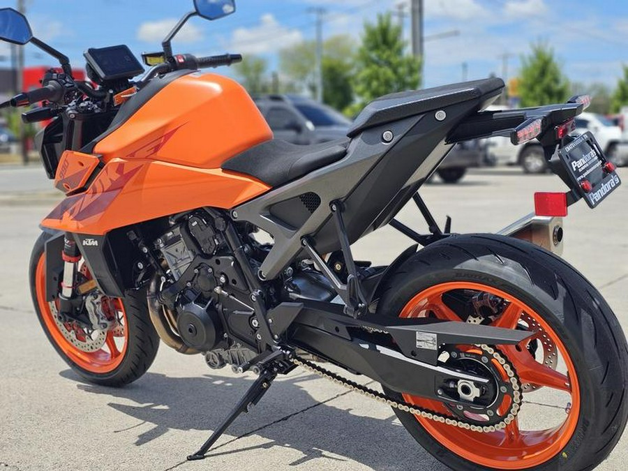 2024 KTM 990 Duke