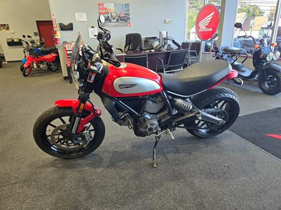 2016 Ducati Scrambler Icon