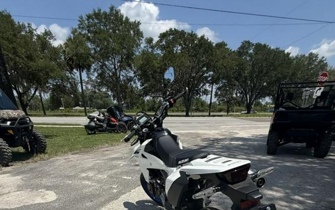 2025 Suzuki DR-Z4SM