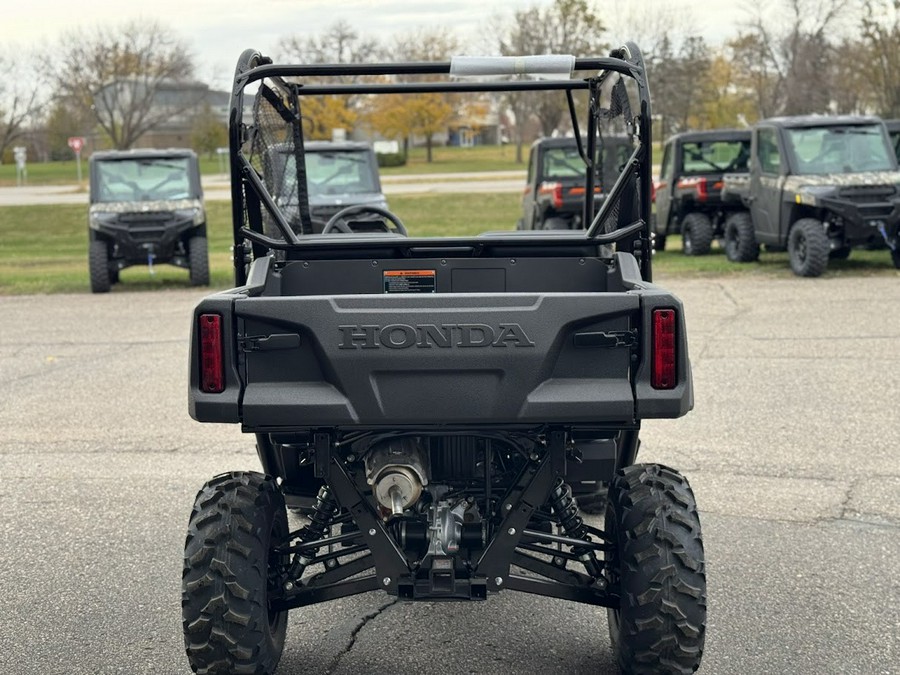 2026 Honda PIONEER 700 DELUXE