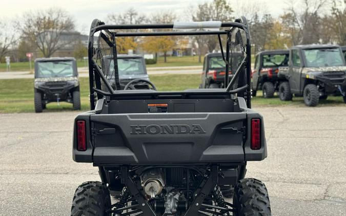 2026 Honda PIONEER 700 DELUXE