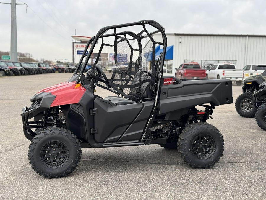 2026 Honda PIONEER 700 DELUXE