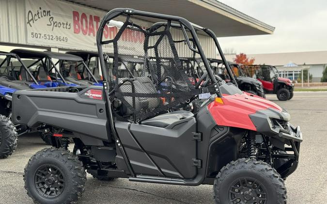 2026 Honda PIONEER 700 DELUXE