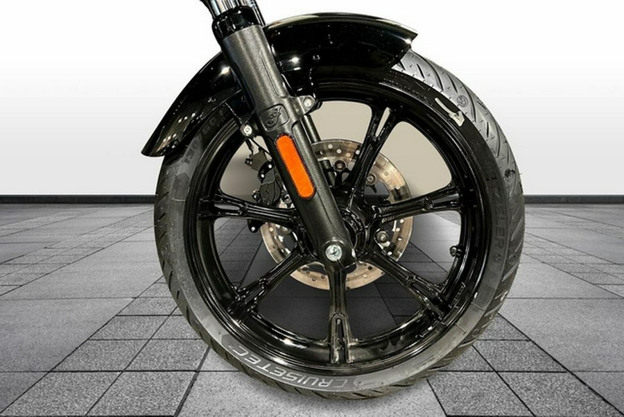 2025 Indian Chief Black Metallic