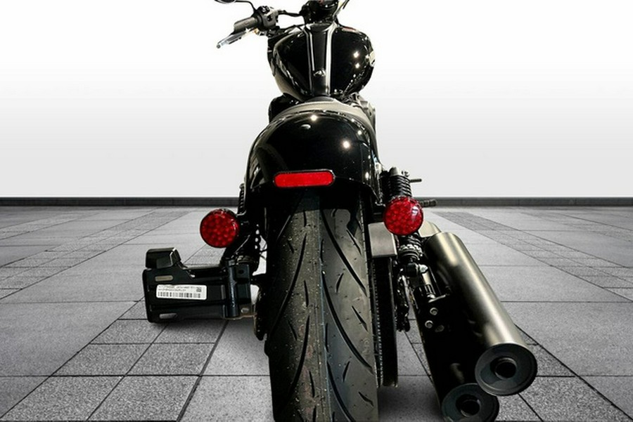 2025 Indian Chief Black Metallic