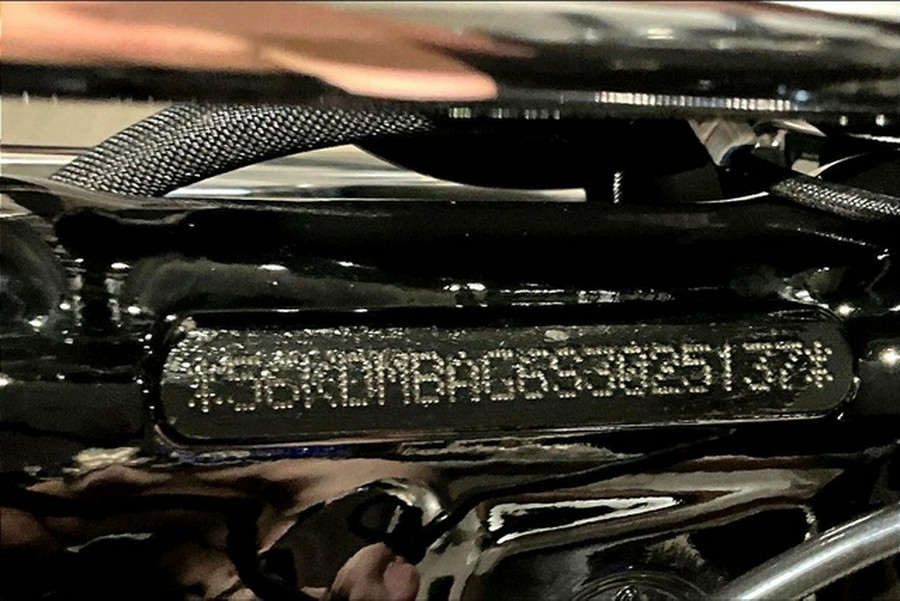 2025 Indian Chief Black Metallic