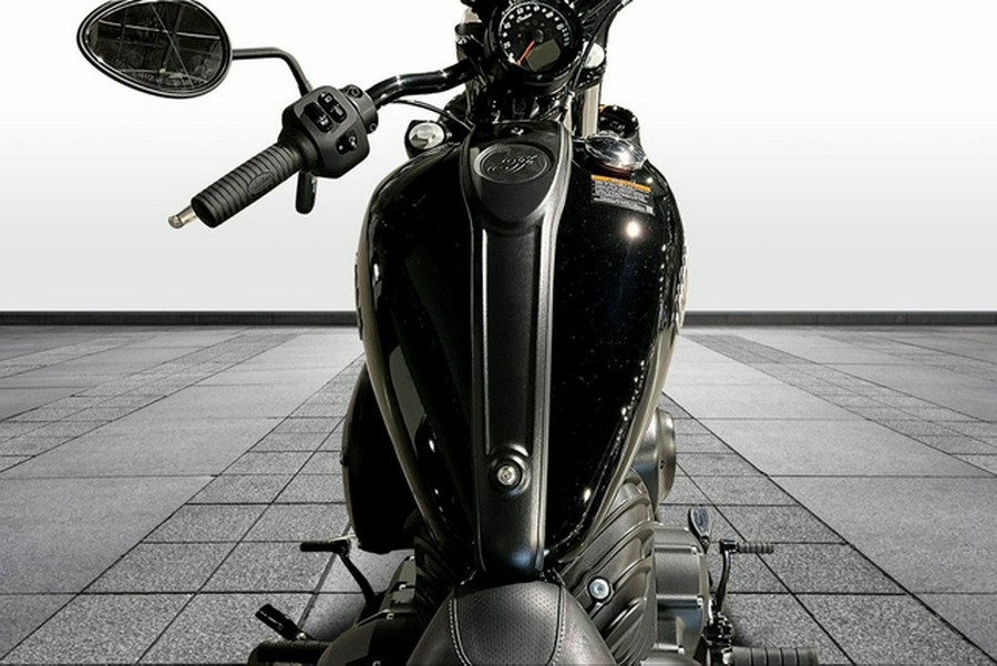 2025 Indian Chief Black Metallic