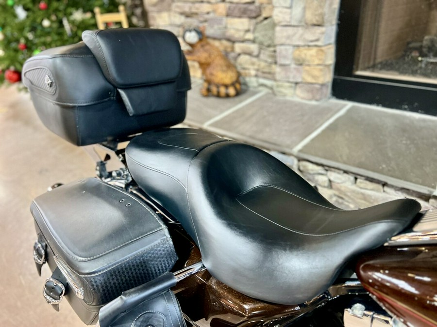 2011 FLHRC - Road King Classic