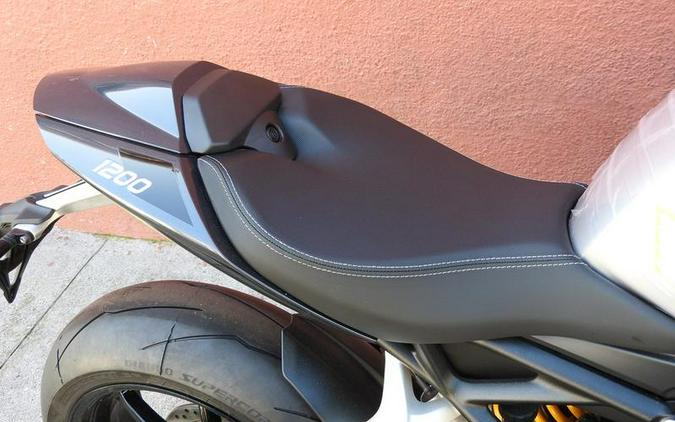 2025 Triumph Speed Triple 1200 RS Granite/Triumph Racing Yellow