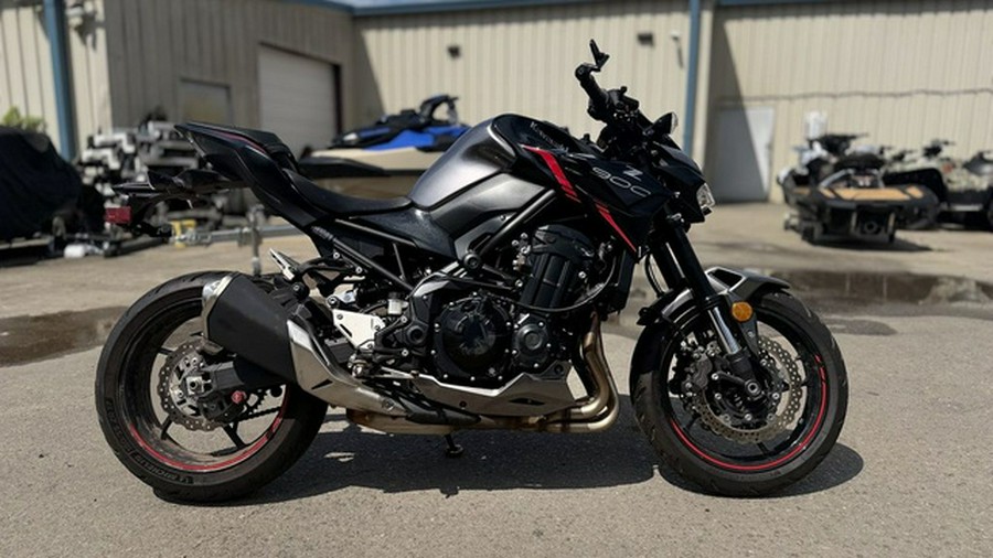 2023 Kawasaki Z900 ABS Metallic Black/Graphite Gray/Flat Black
