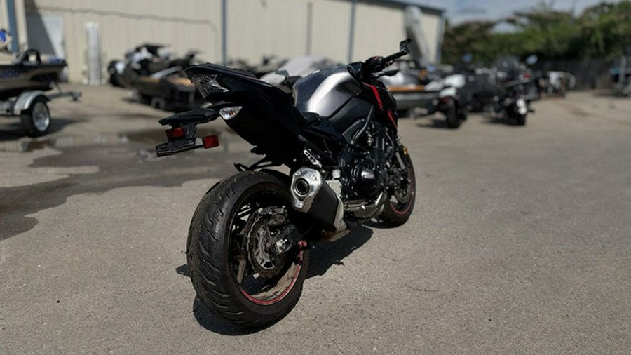 2023 Kawasaki Z900 ABS Metallic Black/Graphite Gray/Flat Black
