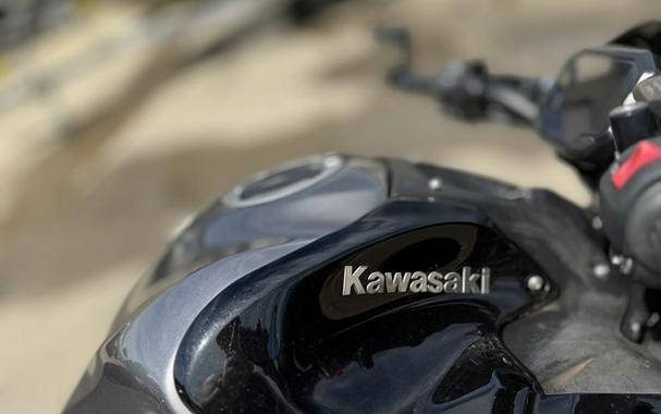 2023 Kawasaki Z900 ABS Metallic Black/Graphite Gray/Flat Black