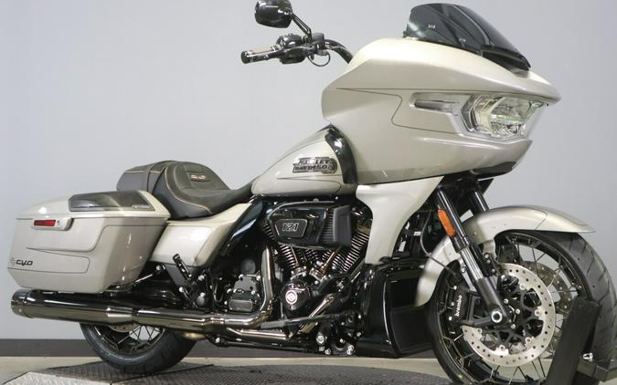 2023 Harley-Davidson CVO Road Glide