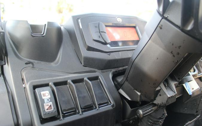 2025 Can-Am SSV DEFENDER MAX DPS HD7