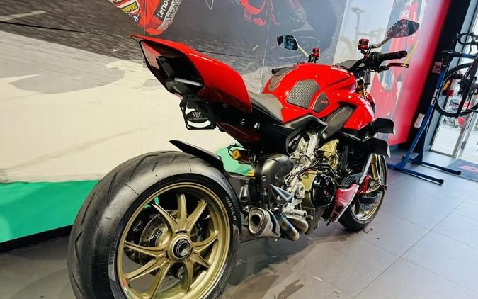 2022 Ducati Streetfighter V4 S Ducati Red