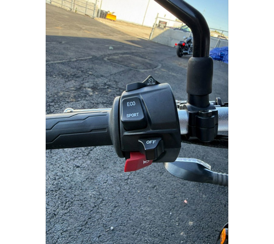 2022 CFMOTO 700CL-X