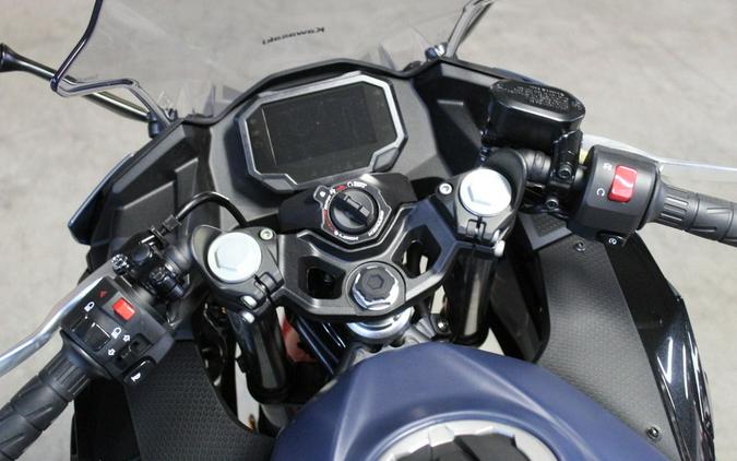 2026 Kawasaki Ninja® 500 SE ABS