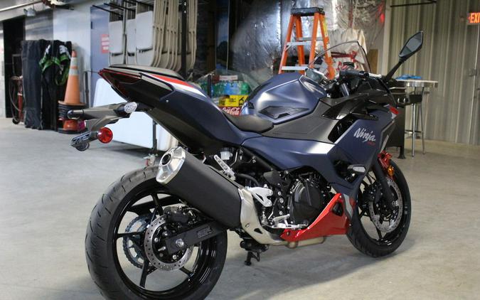 2026 Kawasaki Ninja® 500 SE ABS