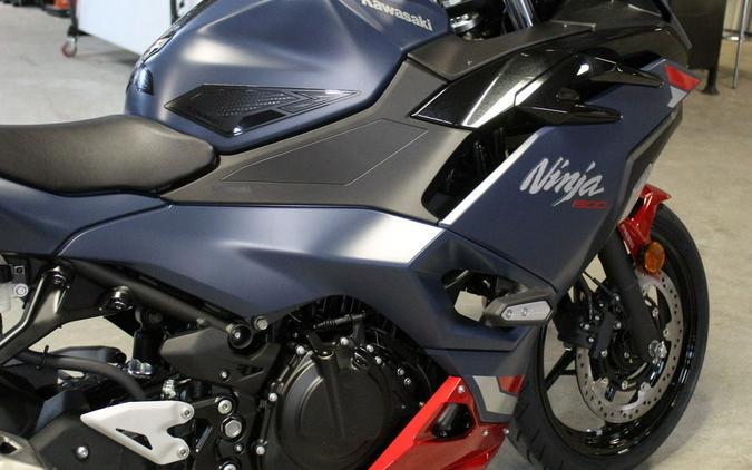 2026 Kawasaki Ninja® 500 SE ABS