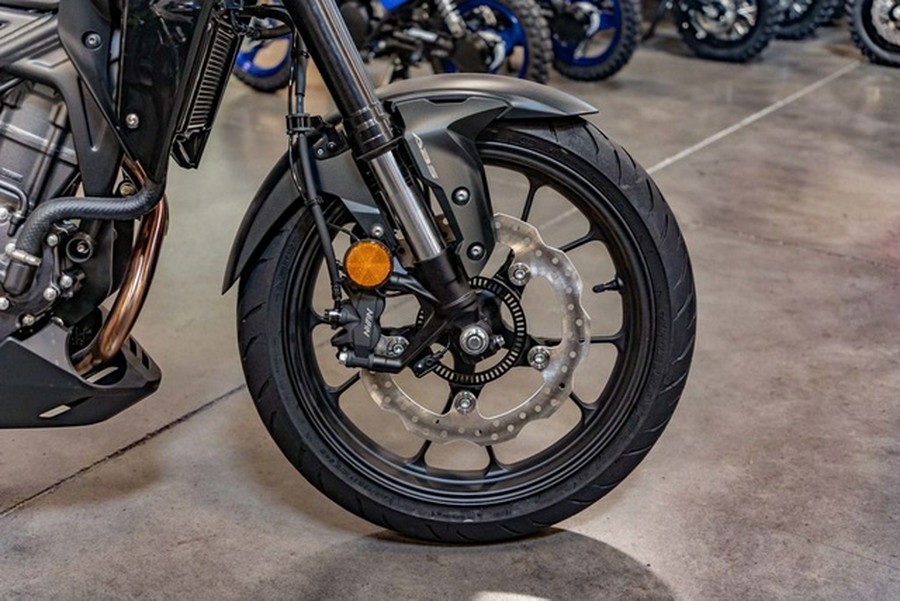 2025 Honda CB300R