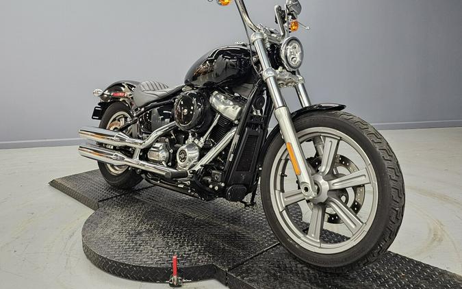 2022 Harley-Davidson Softail Standard