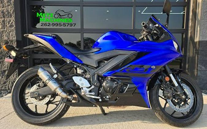 2023 Yamaha YZF-R3 ABS