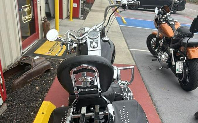 2001 Harley-Davidson® FLSTC - Heritage Softail® Classic