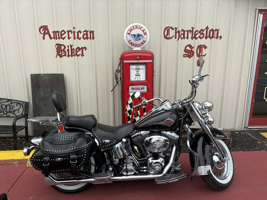 2001 Harley-Davidson® FLSTC - Heritage Softail® Classic