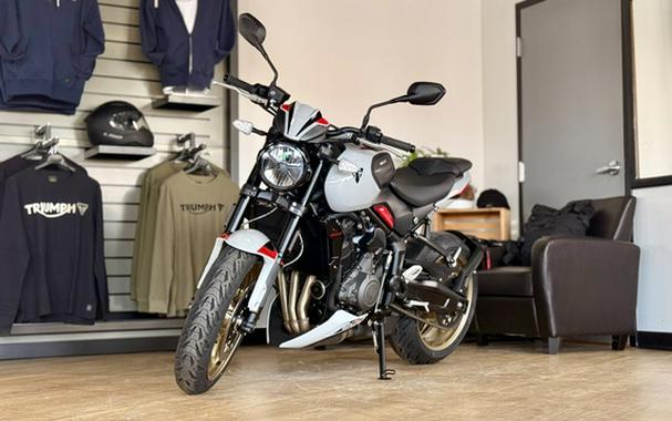 2026 Triumph Trident 800