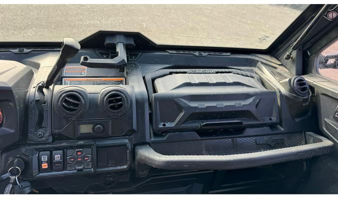 2025 Can-Am DEFENDER MAX HD10 LONESTAR