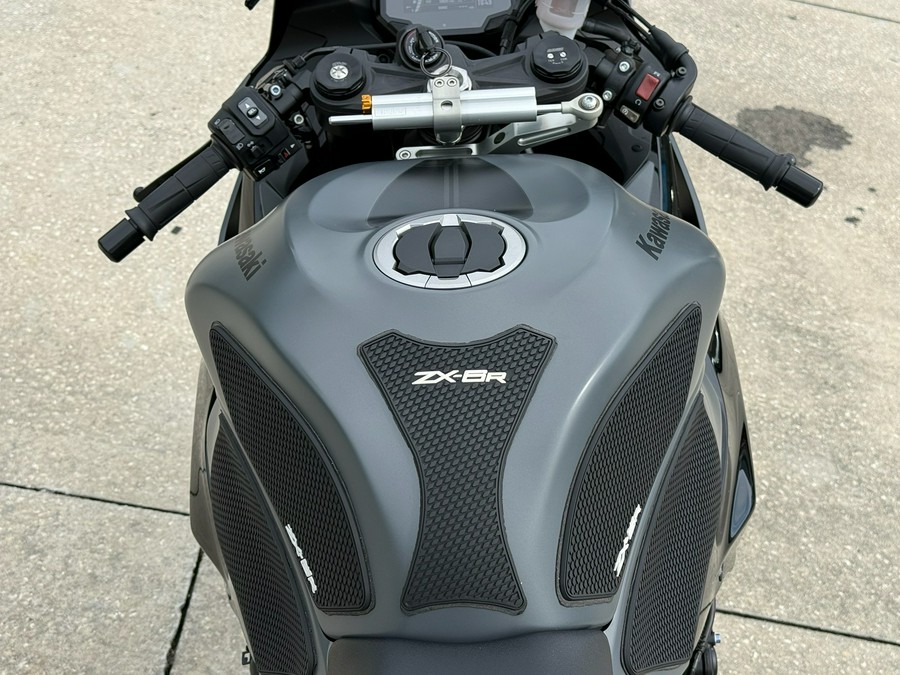 2025 Kawasaki Ninja® ZX™-6R KRT Edition ABS