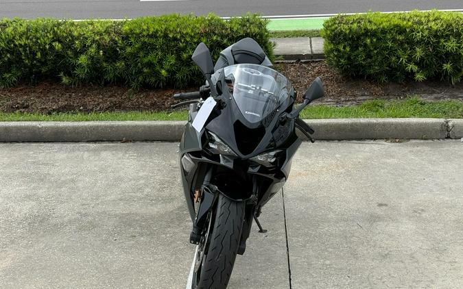 2025 Kawasaki Ninja® ZX™-6R KRT Edition ABS