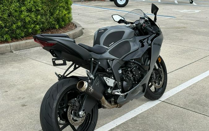 2025 Kawasaki Ninja® ZX™-6R KRT Edition ABS