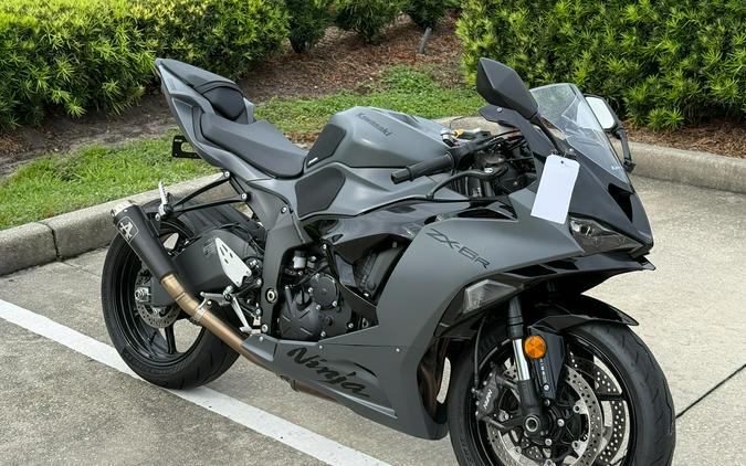 2025 Kawasaki Ninja® ZX™-6R KRT Edition ABS