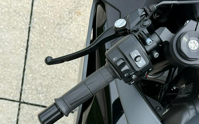 2025 Kawasaki Ninja® ZX™-6R KRT Edition ABS